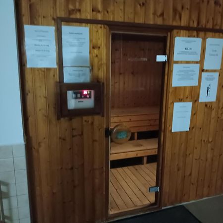 דירות זלקרוס Viola Wellness Apartman מראה חיצוני תמונה